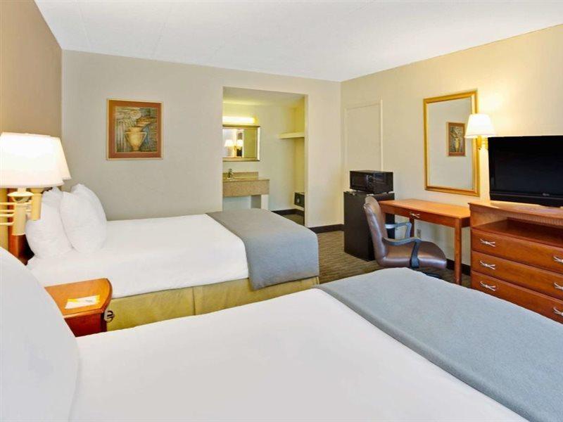 Days Inn By Wyndham Silver Spring Eksteriør billede