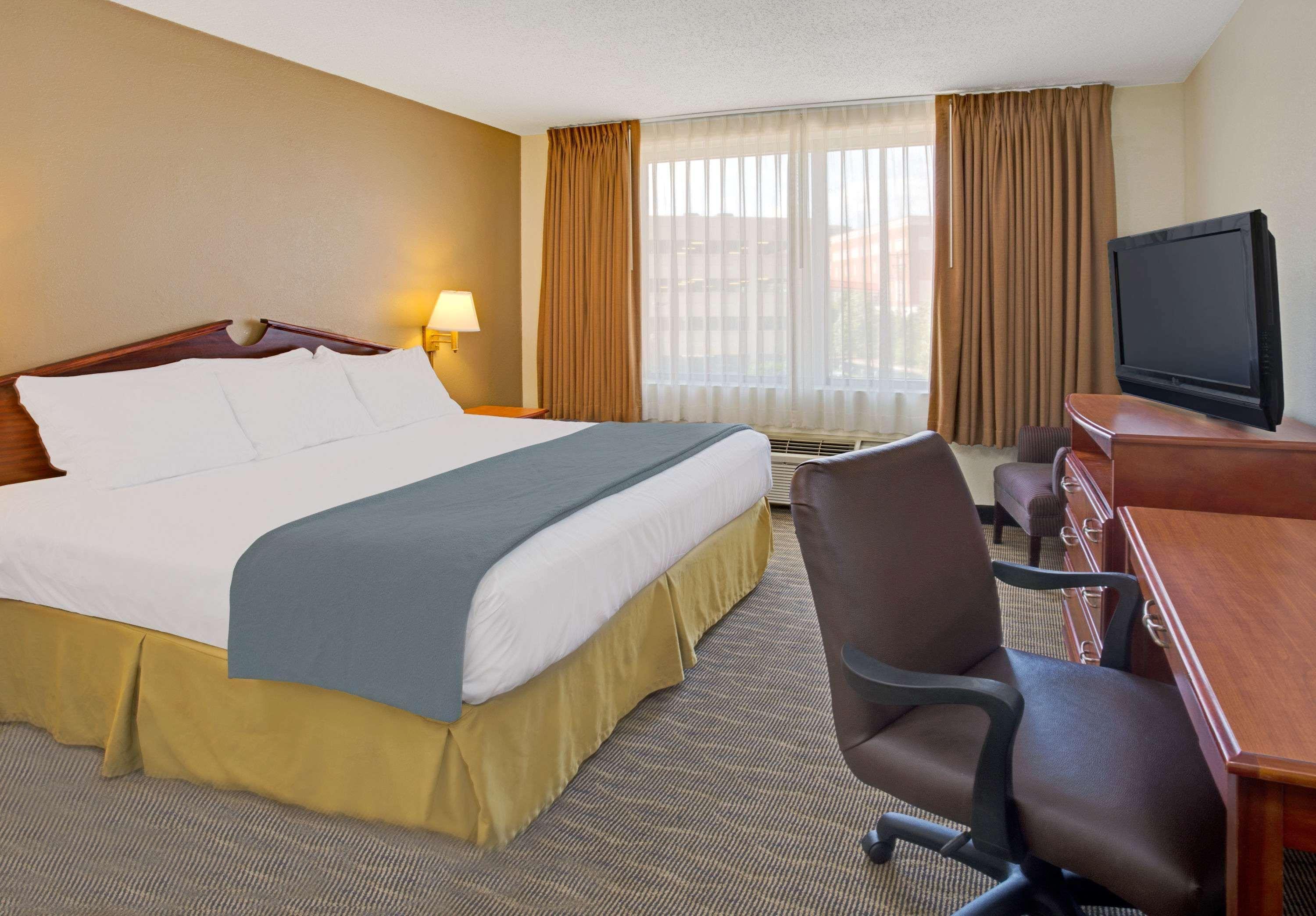 Days Inn By Wyndham Silver Spring Eksteriør billede